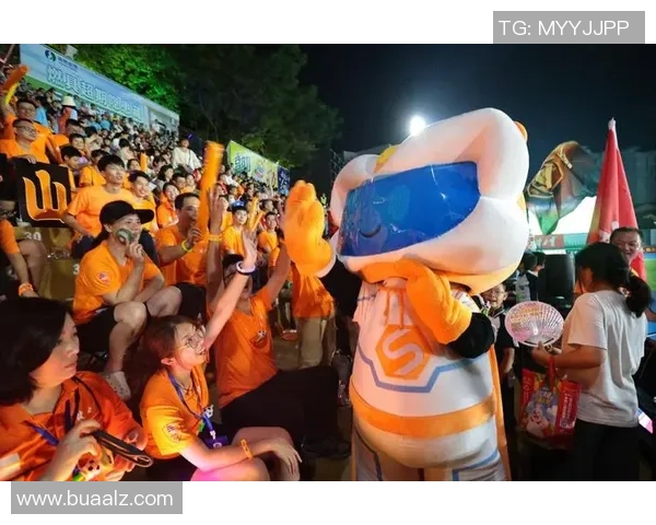 成都蓉城强强对决鏖战绿茵赛场激情燃动全城足球盛宴 成都蓉城强强对决鏖战绿茵赛场激情燃动全城足球盛宴