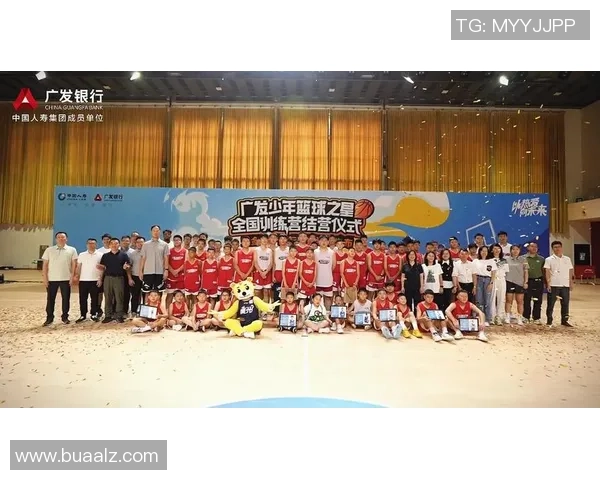 篮球之星：从赛场到生活的全面探索，揭示顶级球员背后的奋斗与梦想